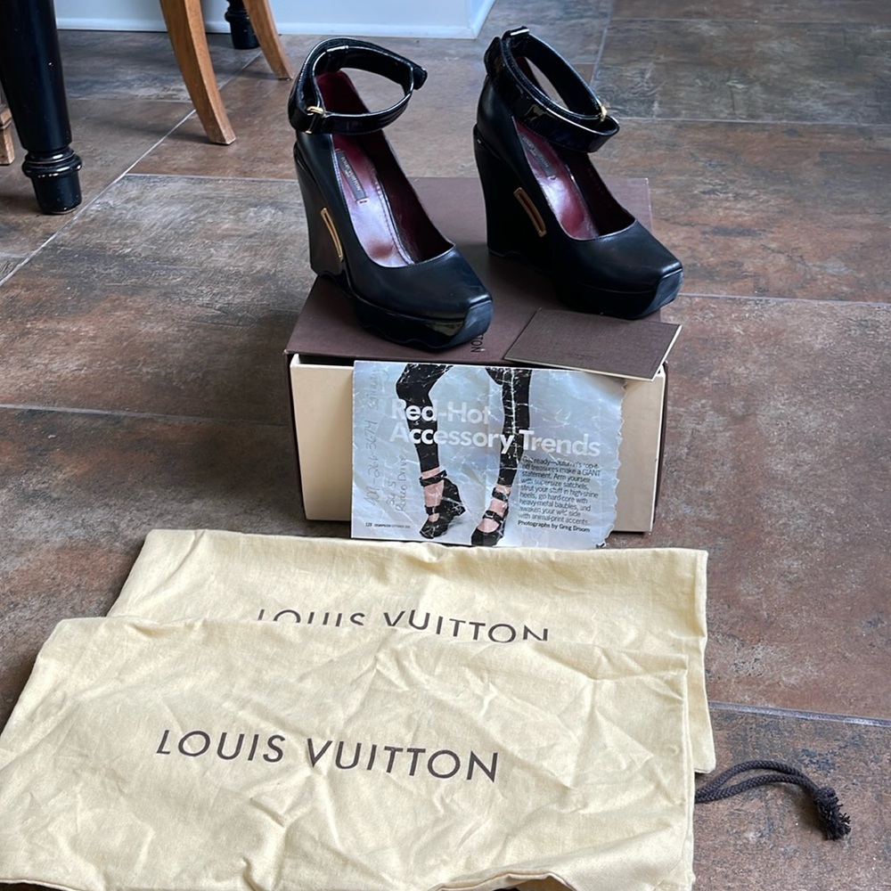 Louis Vuitton platform heels. From 2006 Runway Show.
